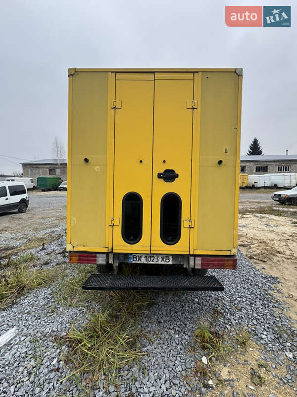 Грузовой фургон Mercedes-Benz T1 1995 в Славуте