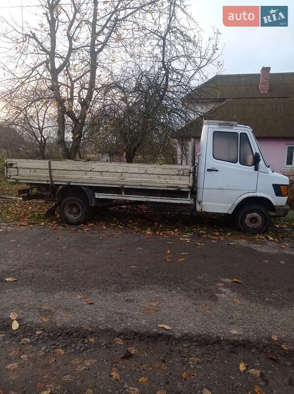 Платформа Mercedes-Benz T1 1990 в Луцке