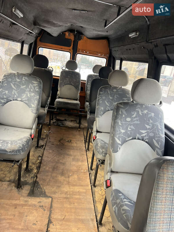 Минивэн Mercedes-Benz T1 1989 в Львове