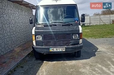 Микроавтобус грузовой (до 3,5т) Mercedes-Benz T1 1995 в Днепре