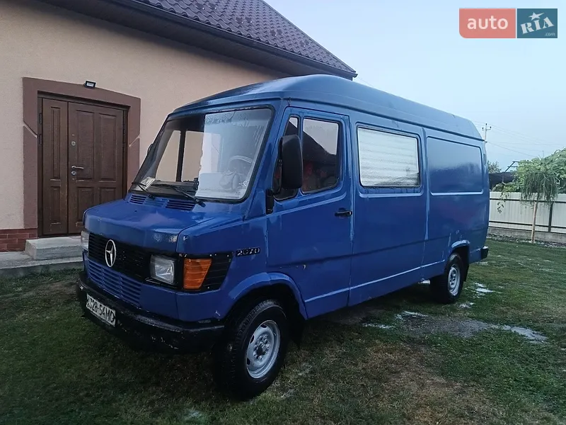 Mercedes-Benz T1 1988