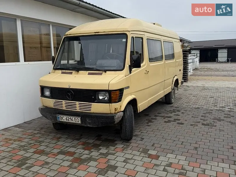 Mercedes-Benz T1 1995