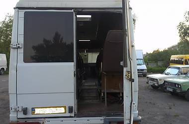 Микроавтобус Mercedes-Benz T2 1995 в 