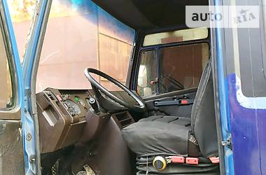 Грузовой фургон Mercedes-Benz T2 1992 в 