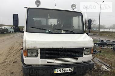 Эвакуатор Mercedes-Benz T2 1994 в Киеве