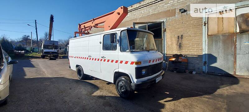 Автовышка Mercedes-Benz T2 1985 в Петропавловке