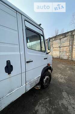 Вантажний фургон Mercedes-Benz T2 1988 в Надвірній