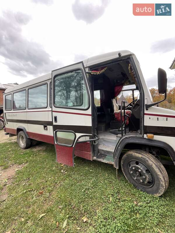 Другие автобусы Mercedes-Benz T2 1995 в Косове