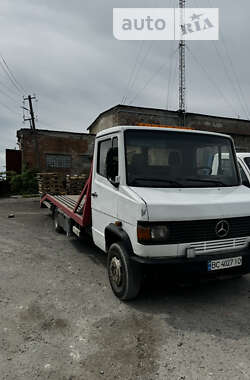 Евакуатор Mercedes-Benz T2 1995 в Львові