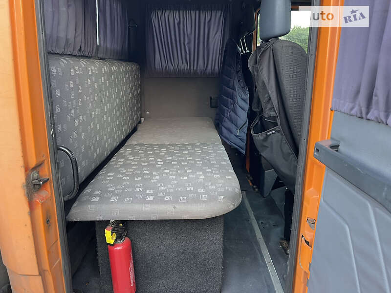 Евакуатор Mercedes-Benz T2 1998 в Рівному фото 8 Евакуатор Mercedes-Benz T2 1998 в Рівному