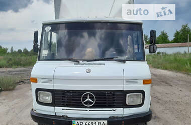 Вантажний фургон Mercedes-Benz T2 1981 в Олевську