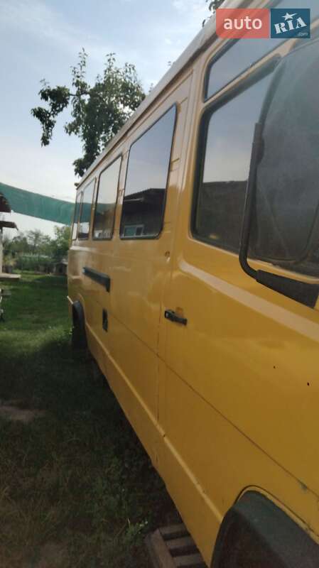 Другие автобусы Mercedes-Benz T2 1994 в Тульчине