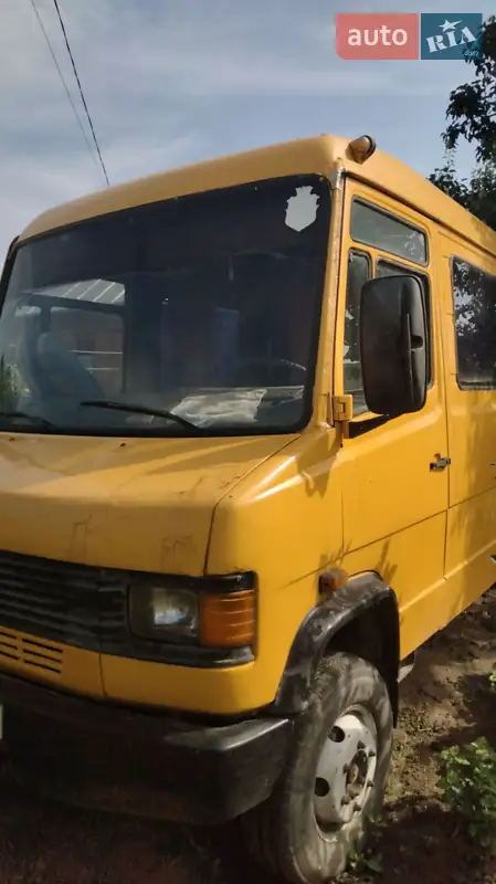 Mercedes-Benz T2 1994