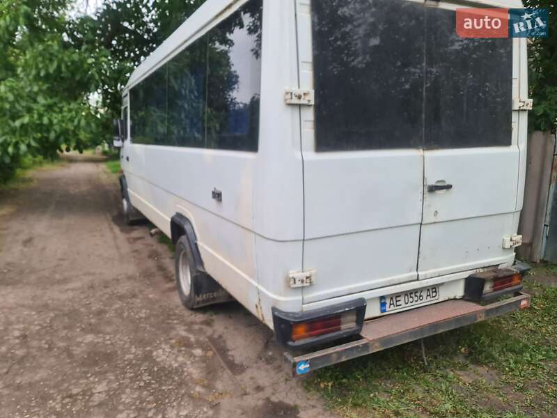 Мікроавтобус Mercedes-Benz T2 1996 в Кривому Розі
