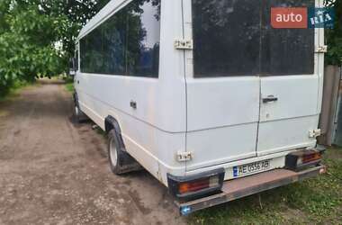 Мікроавтобус Mercedes-Benz T2 1996 в 