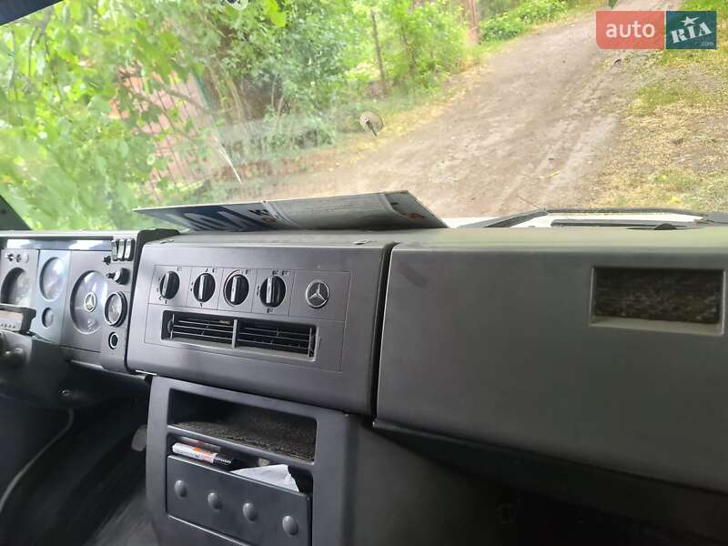 Мікроавтобус Mercedes-Benz T2 1996 в Кривому Розі