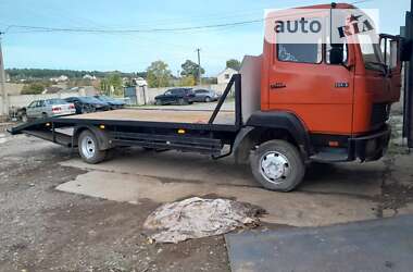 Эвакуатор Mercedes-Benz T2 1993 в Черновцах