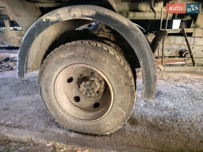 Борт Mercedes-Benz T2 1979 в Каменке-Бугской