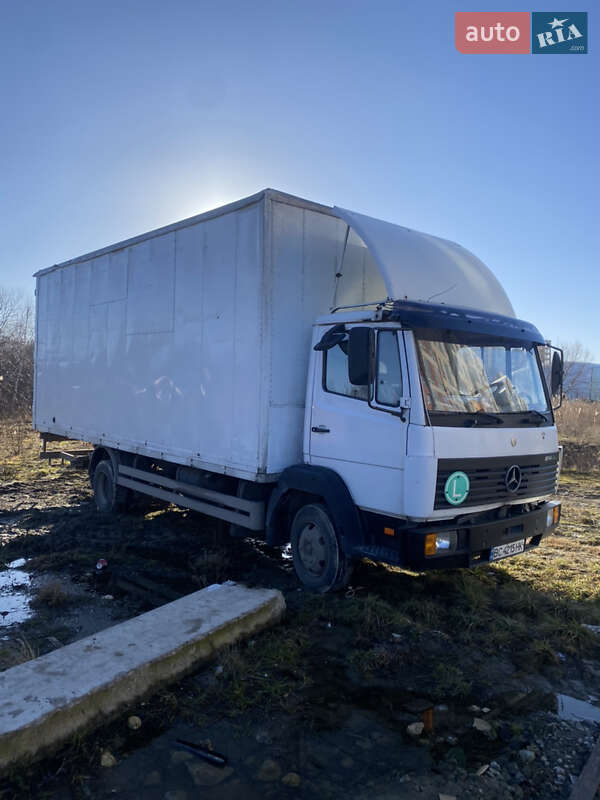 Грузовой фургон Mercedes-Benz T2 1996 в Львове