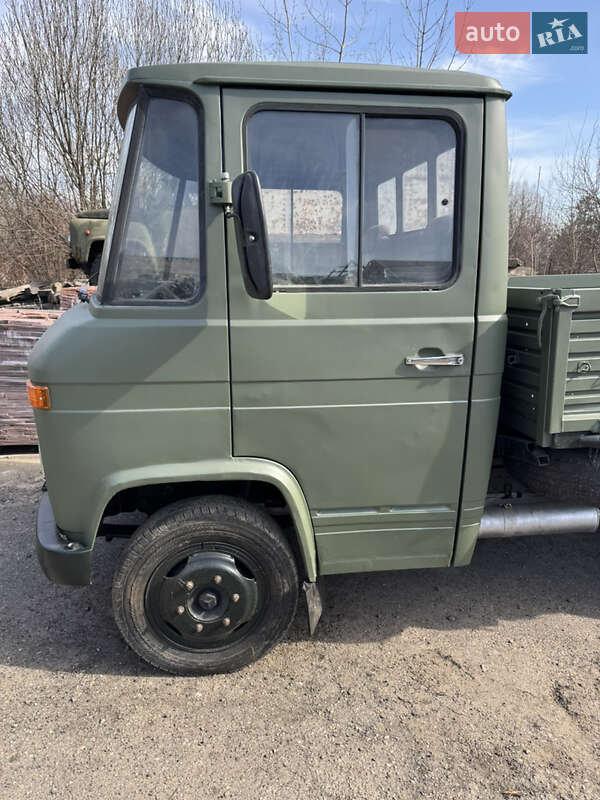 Борт Mercedes-Benz T2 1980 в Львове
