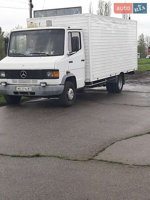 Вантажний фургон Mercedes-Benz T2 1995 в 