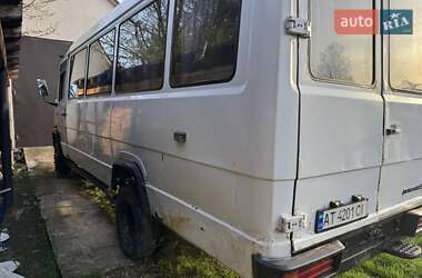 Туристический / Междугородний автобус Mercedes-Benz T2 1992 в 