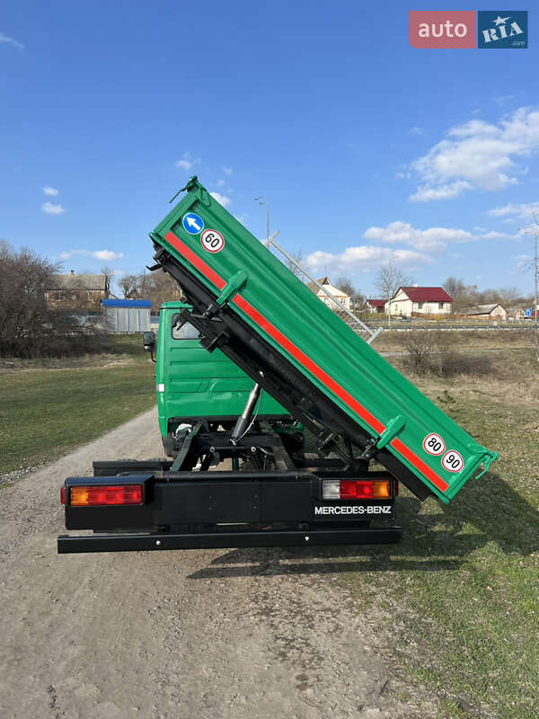 Mercedes-Benz T2 1996