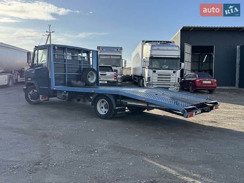 Mercedes-Benz T2 1987