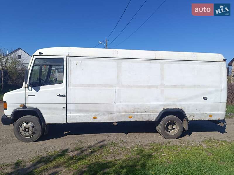 Грузовой фургон Mercedes-Benz T2 1990 в Николаеве