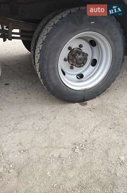 Грузовой фургон Mercedes-Benz T2 1995 в 