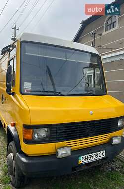 Вантажний фургон Mercedes-Benz T2 1996 в Ізмаїлі