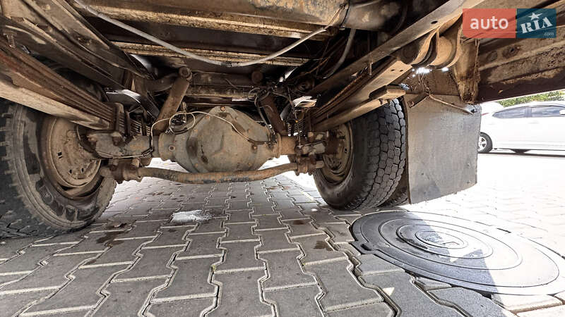 Вантажний фургон Mercedes-Benz T2 1995 в Одесі