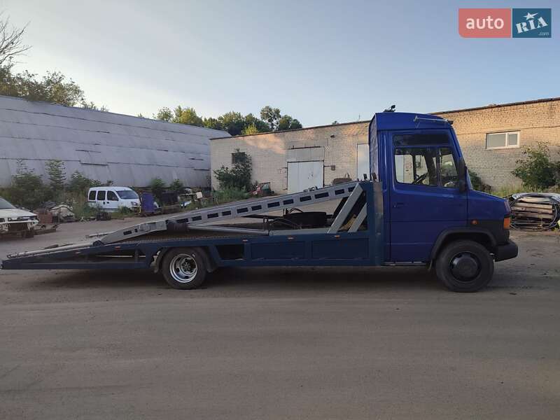 Автовоз Mercedes-Benz T2 1996 в Луцке