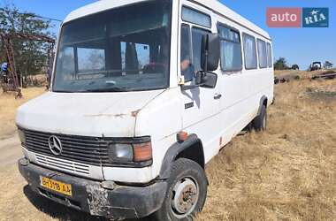 Микроавтобус Mercedes-Benz T2 1995 в Кучургане