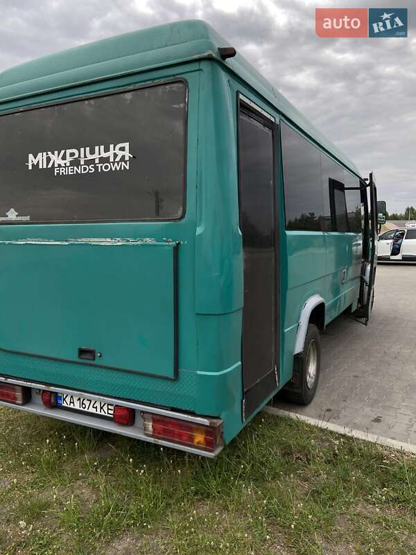 Приміський автобус Mercedes-Benz T2 1996 в Києві