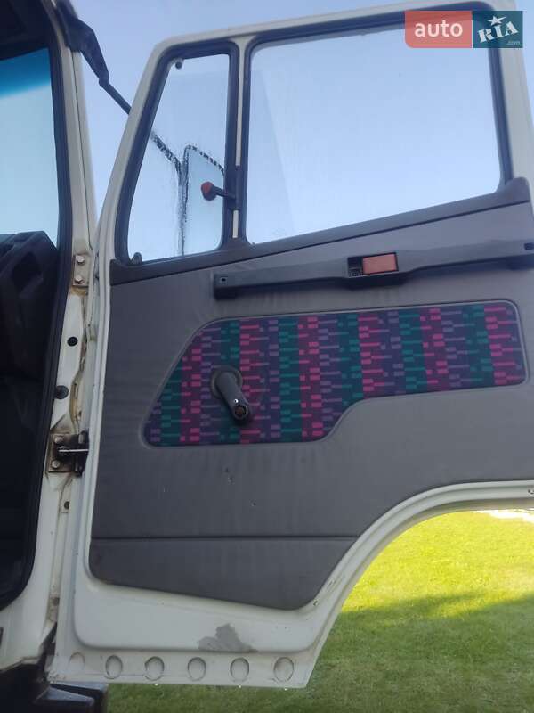 Грузовой фургон Mercedes-Benz T2 1997 в Любомле