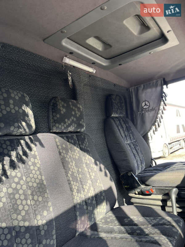 Грузовой фургон Mercedes-Benz T2 1991 в Хмельницком