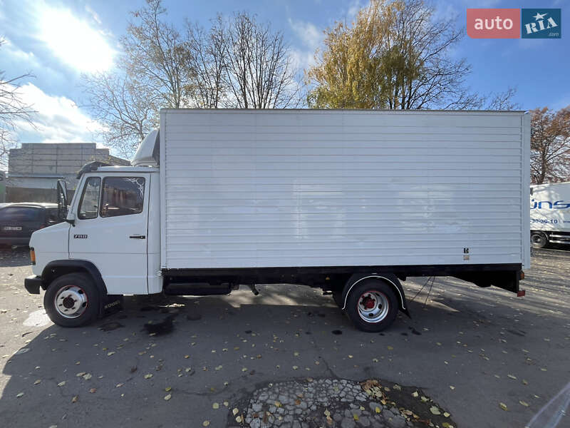Грузовой фургон Mercedes-Benz T2 1991 в Хмельницком
