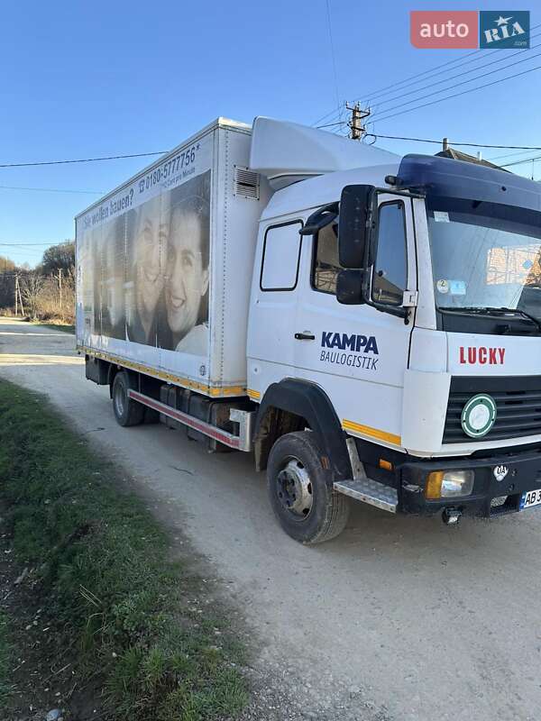 Вантажний фургон Mercedes-Benz T2 1997 в Дубні