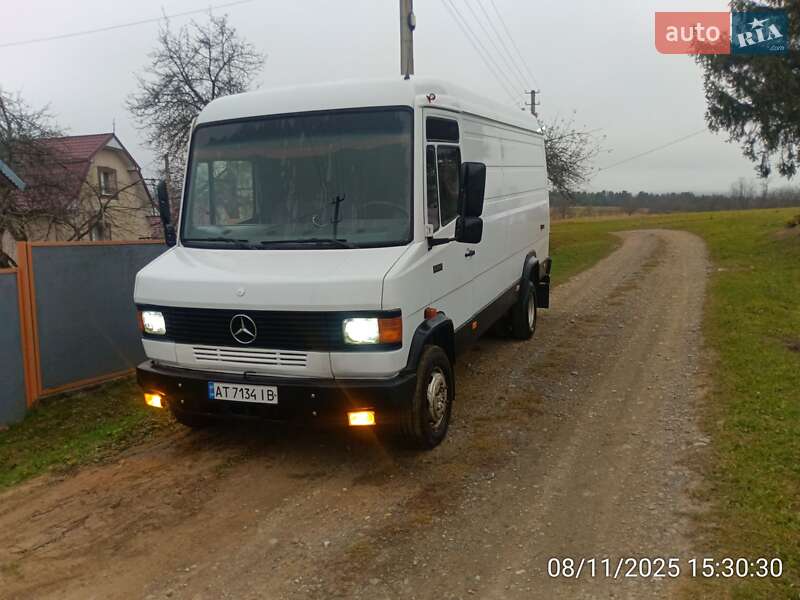 Mercedes-Benz T2 1994