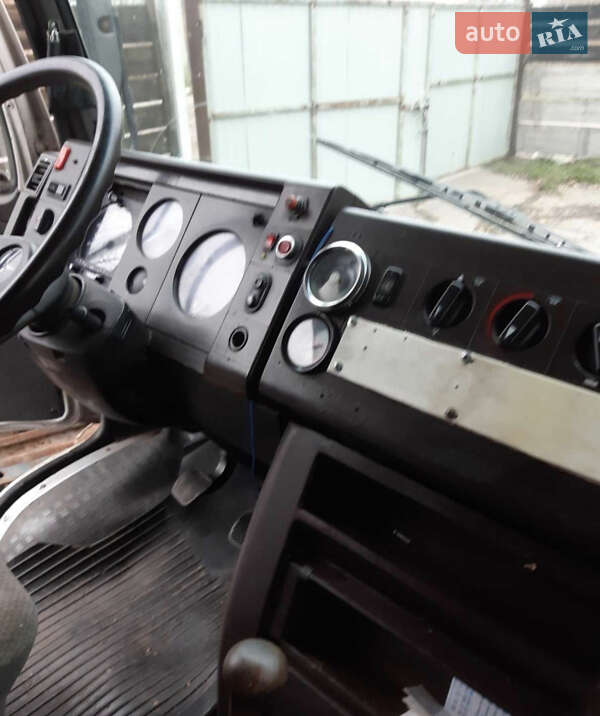 Вантажний фургон Mercedes-Benz T2 1992 в Тернополі