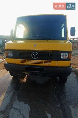 Вантажний фургон Mercedes-Benz T2 1987 в Білгороді-Дністровському