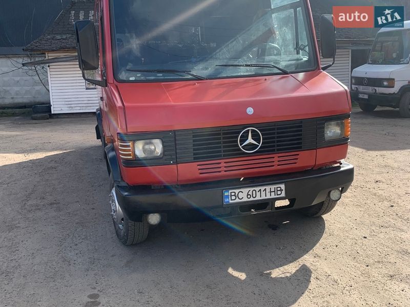 Mercedes-Benz T2 1995