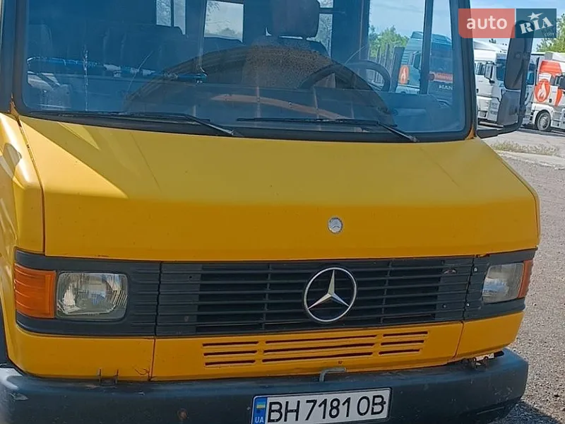 Mercedes-Benz T2 1995