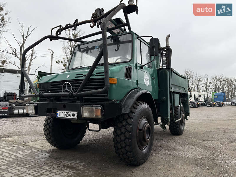 Mercedes-Benz Unimog 1988