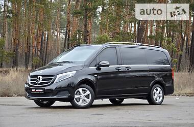 Минивэн Mercedes-Benz V-Class 2015 в 