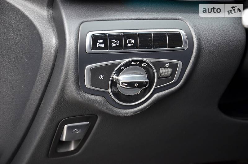 Мінівен Mercedes-Benz V-Class 2015 в Києві