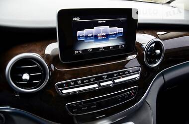 Минивэн Mercedes-Benz V-Class 2015 в 