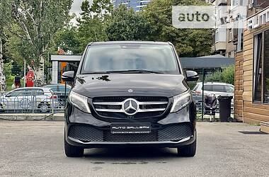 Мінівен Mercedes-Benz V-Class 2020 в Києві