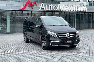 Мінівен Mercedes-Benz V-Class 2022 в Києві